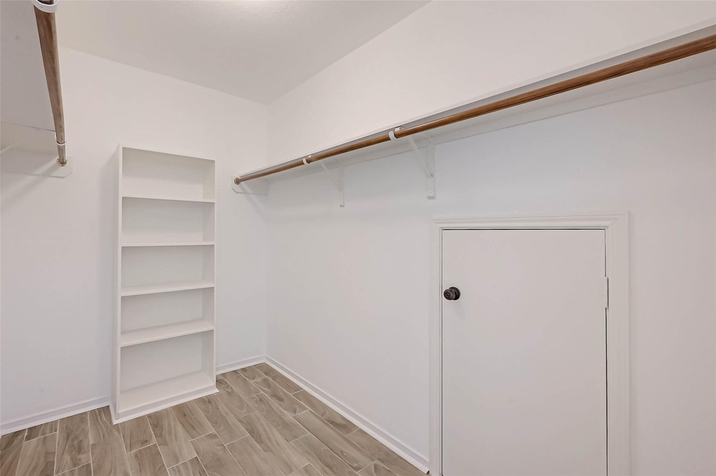 5011 Redwing Brook Trail - Photo 36