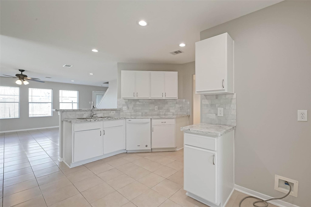 5011 Redwing Brook Trail - Photo 11