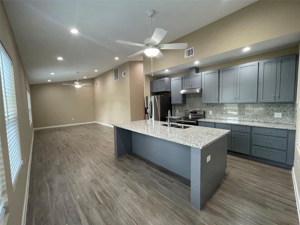 2210 Arapahoe Drive - Photo 4