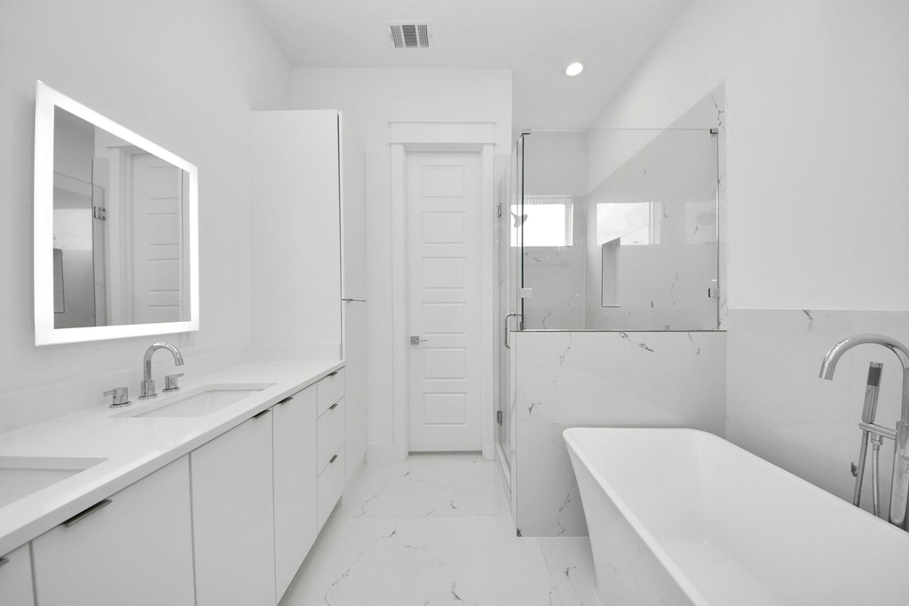 4608 Coke Street - Photo 3