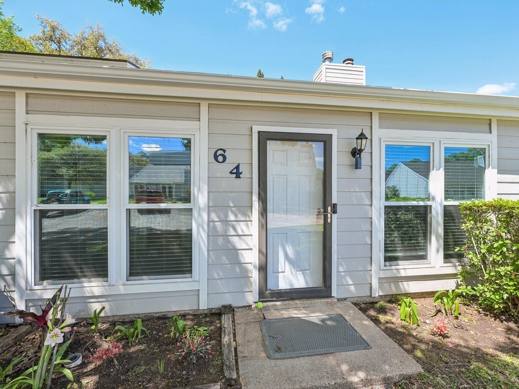64 Hideaway Drive - Photo 3