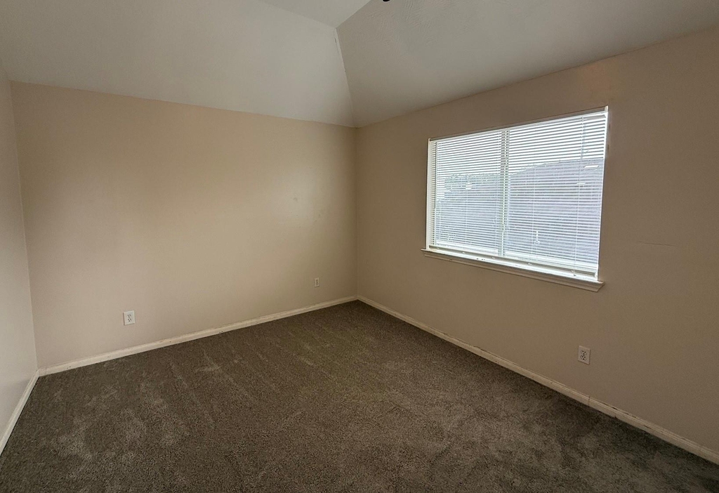 2226 Dawn Shadow Way - Photo 2