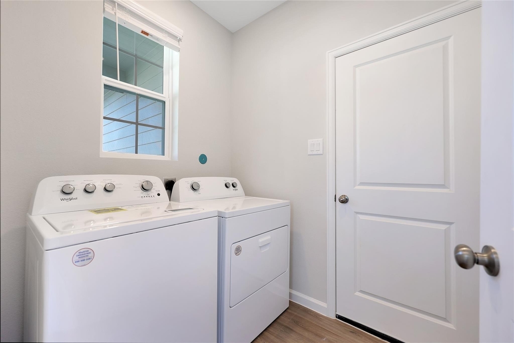 16632 Aurora Street - Photo 18