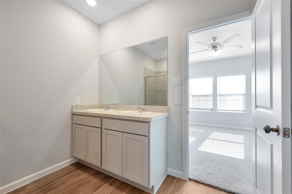 16632 Aurora Street - Photo 14