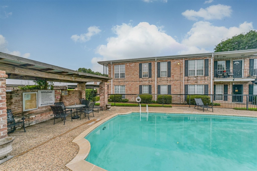 6410 Del Monte Drive - Photo 36