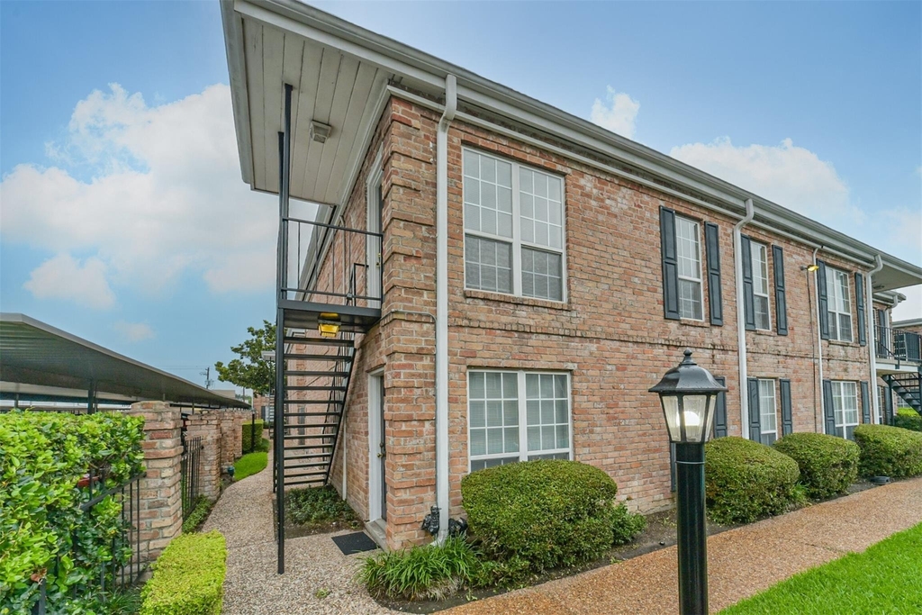 6410 Del Monte Drive - Photo 34