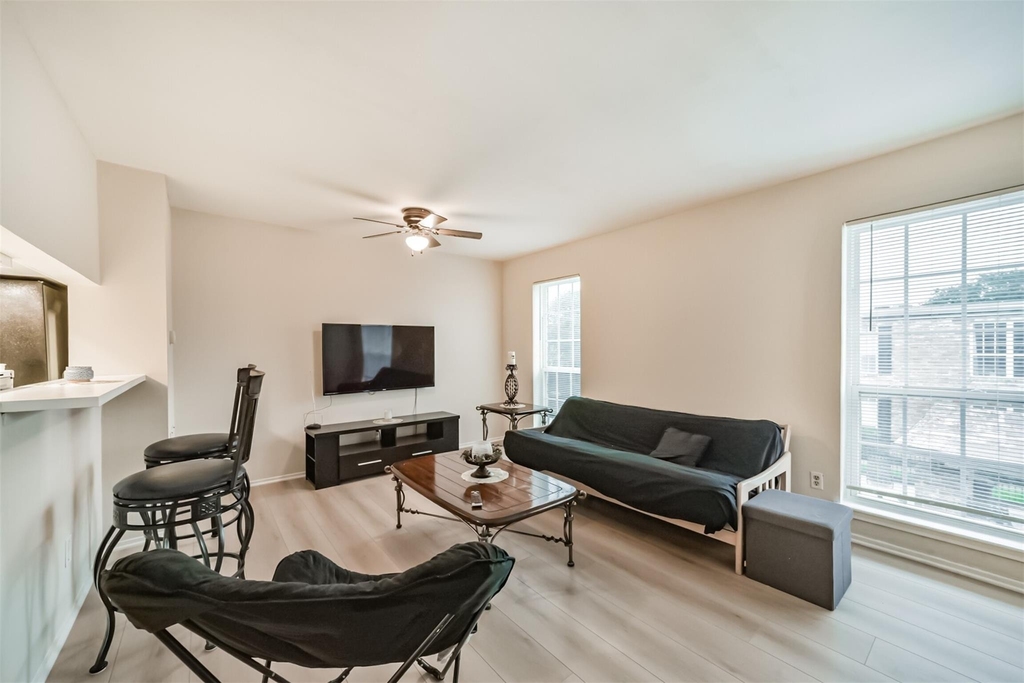 6410 Del Monte Drive - Photo 10
