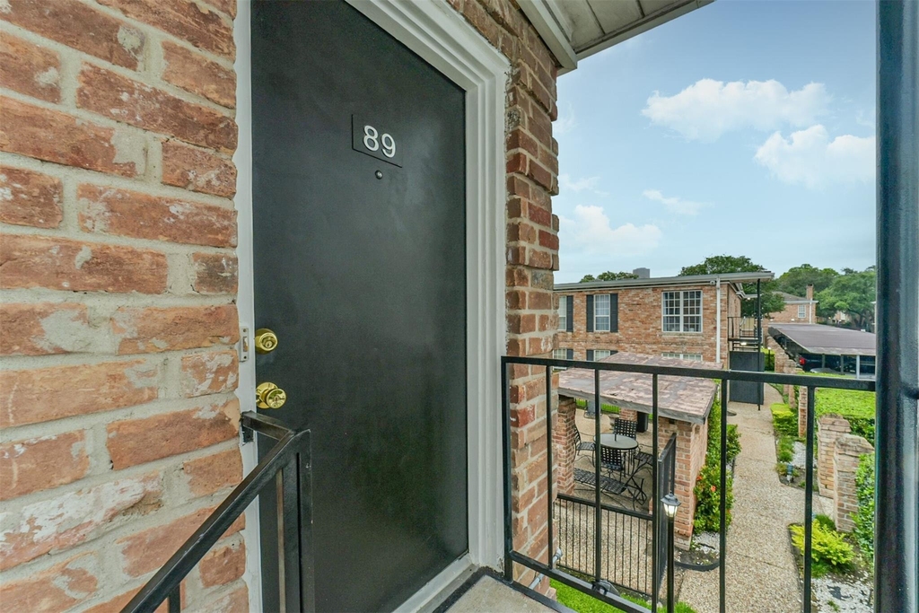 6410 Del Monte Drive - Photo 3