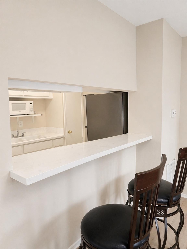 6410 Del Monte Drive - Photo 14