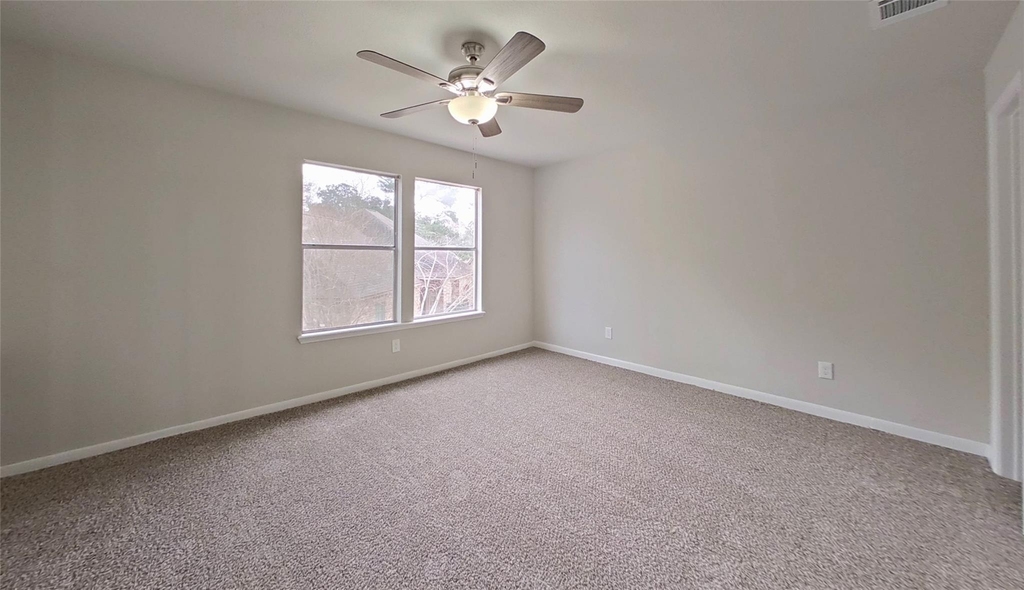 20206 Lake Sherwood Drive - Photo 12
