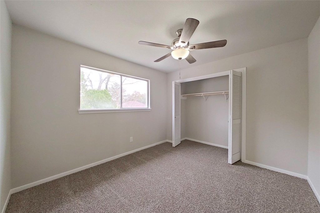 20206 Lake Sherwood Drive - Photo 6