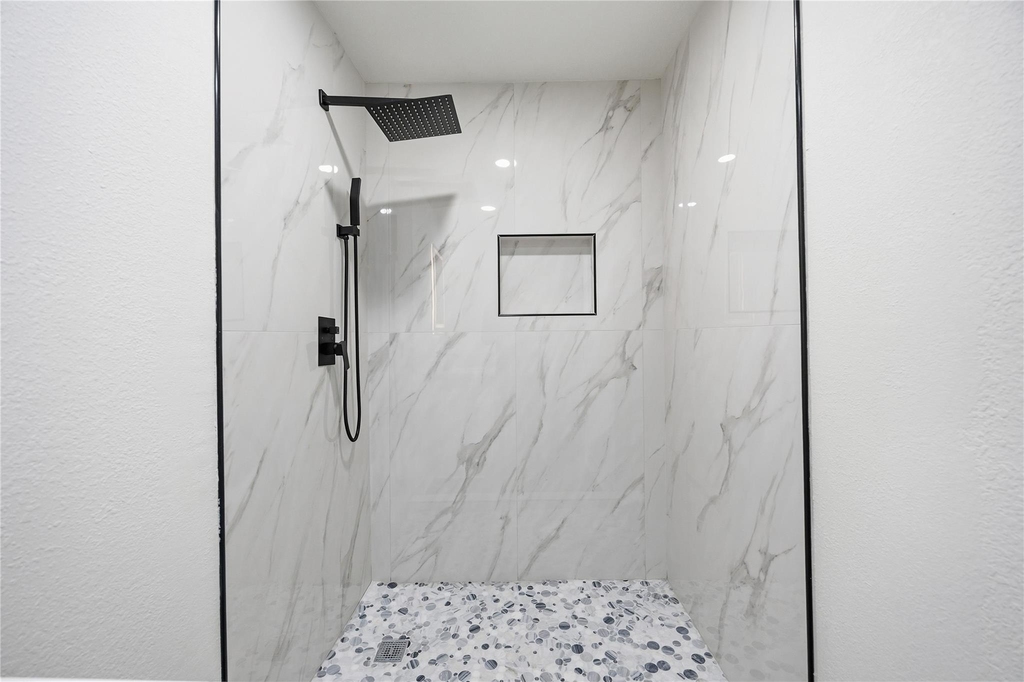 8115 Betty Boop Street - Photo 15