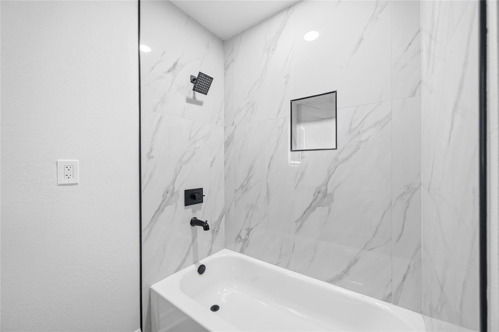 8115 Betty Boop Street - Photo 13