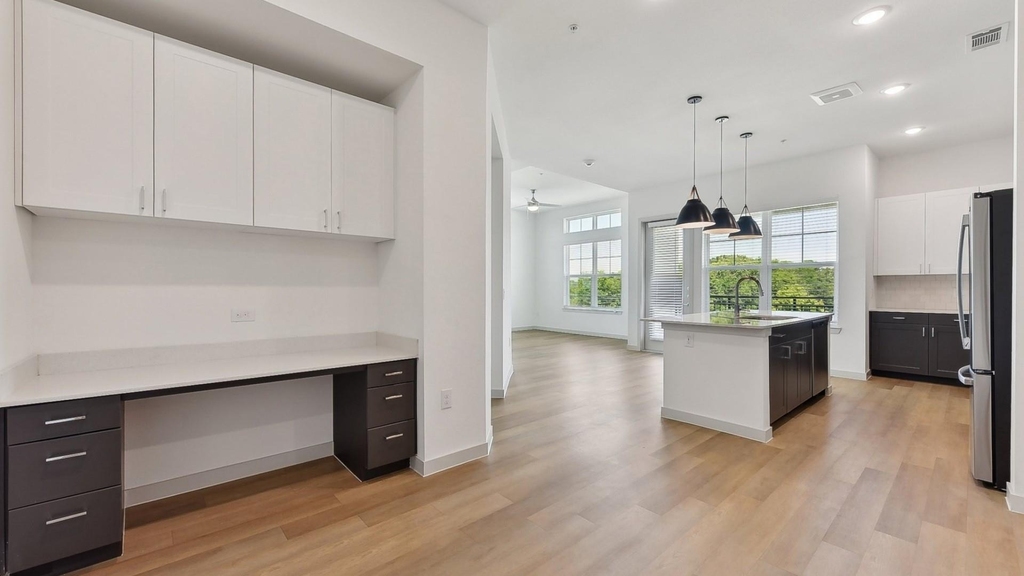 11701 Dionda Lane - Photo 14