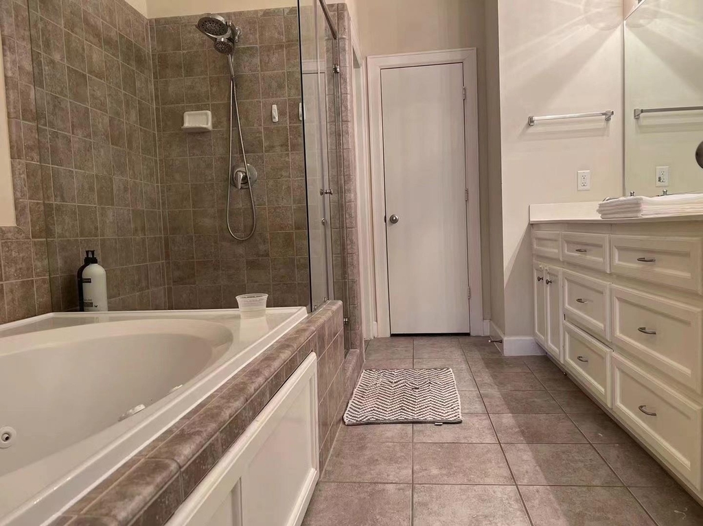 2710 Hullsmith Drive - Photo 3