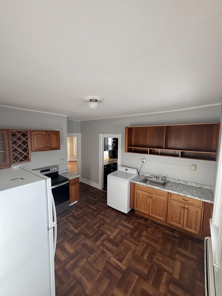 100 Ashland - Photo 5