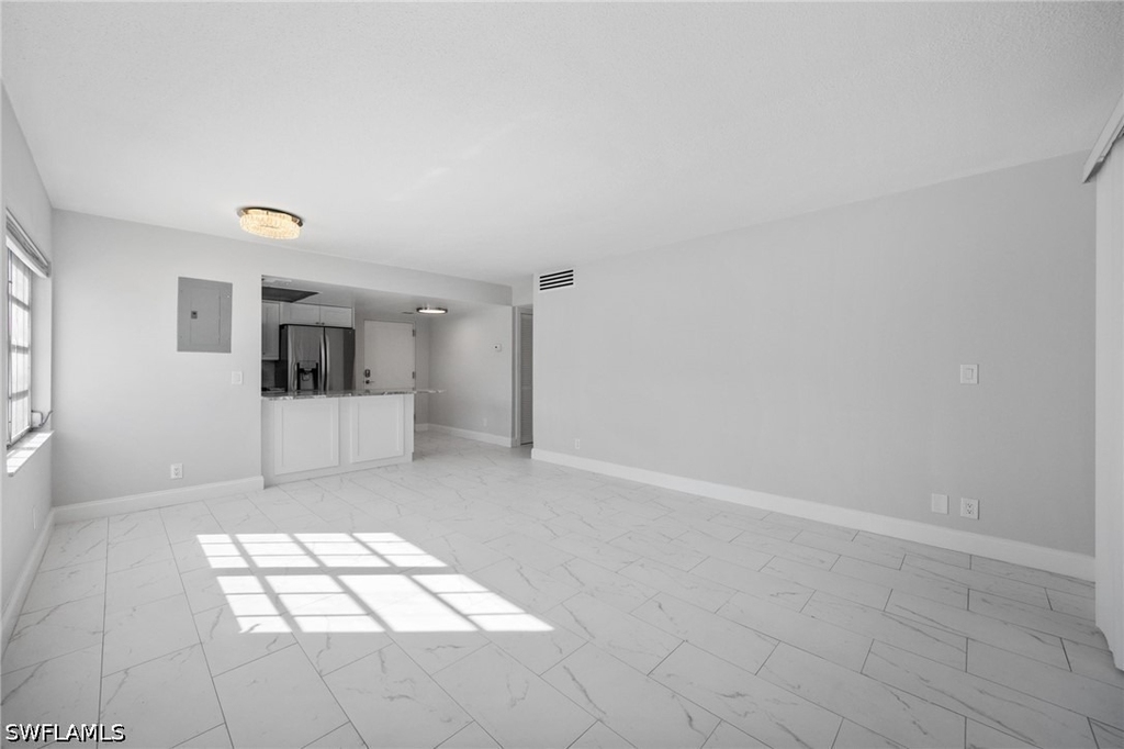 666 3rd Street S - Photo 9
