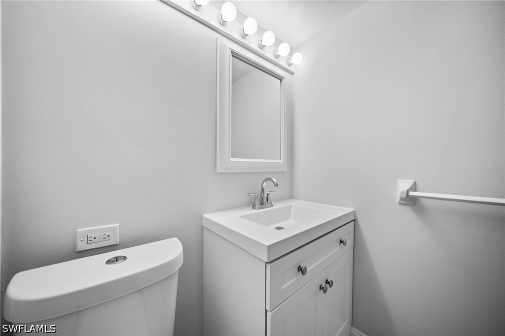 666 3rd Street S - Photo 17