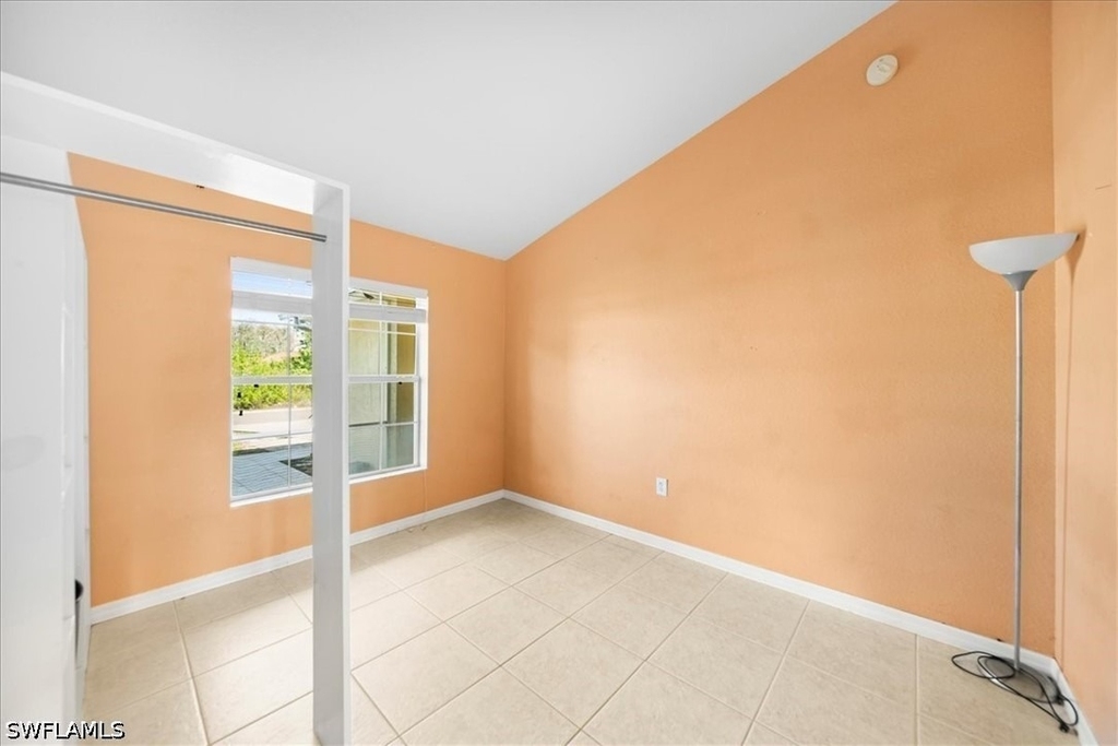 1019 Angelo Avenue - Photo 4