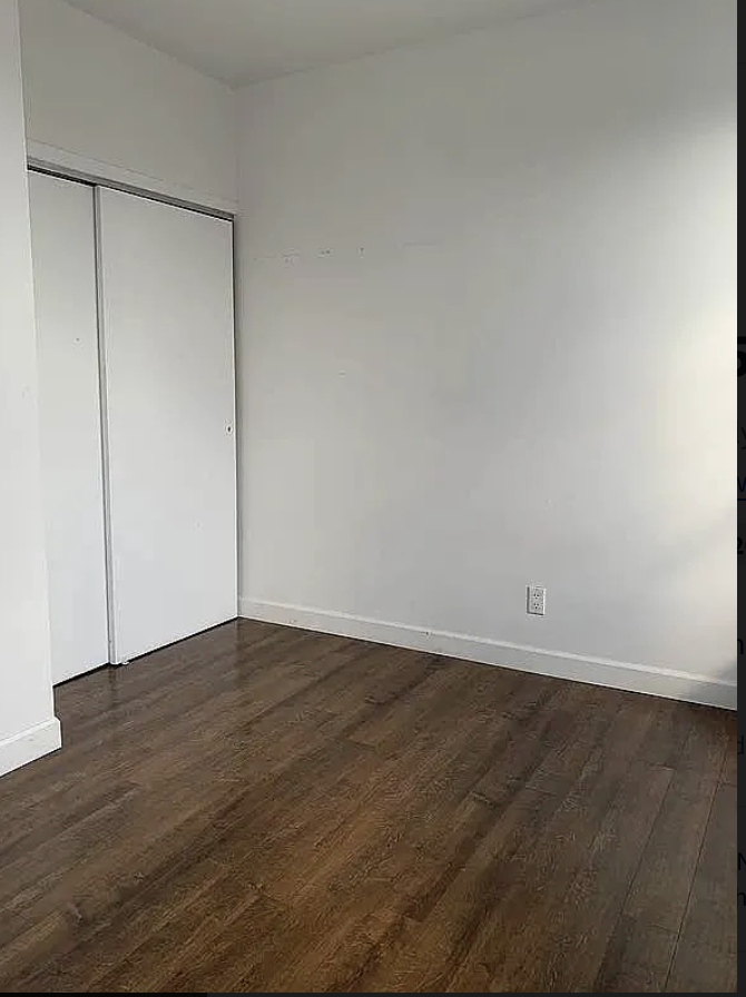 2nd Avenue - Photo 6