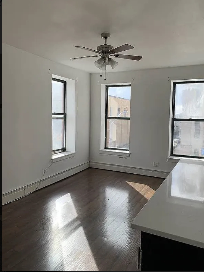 2nd Avenue - Photo 3