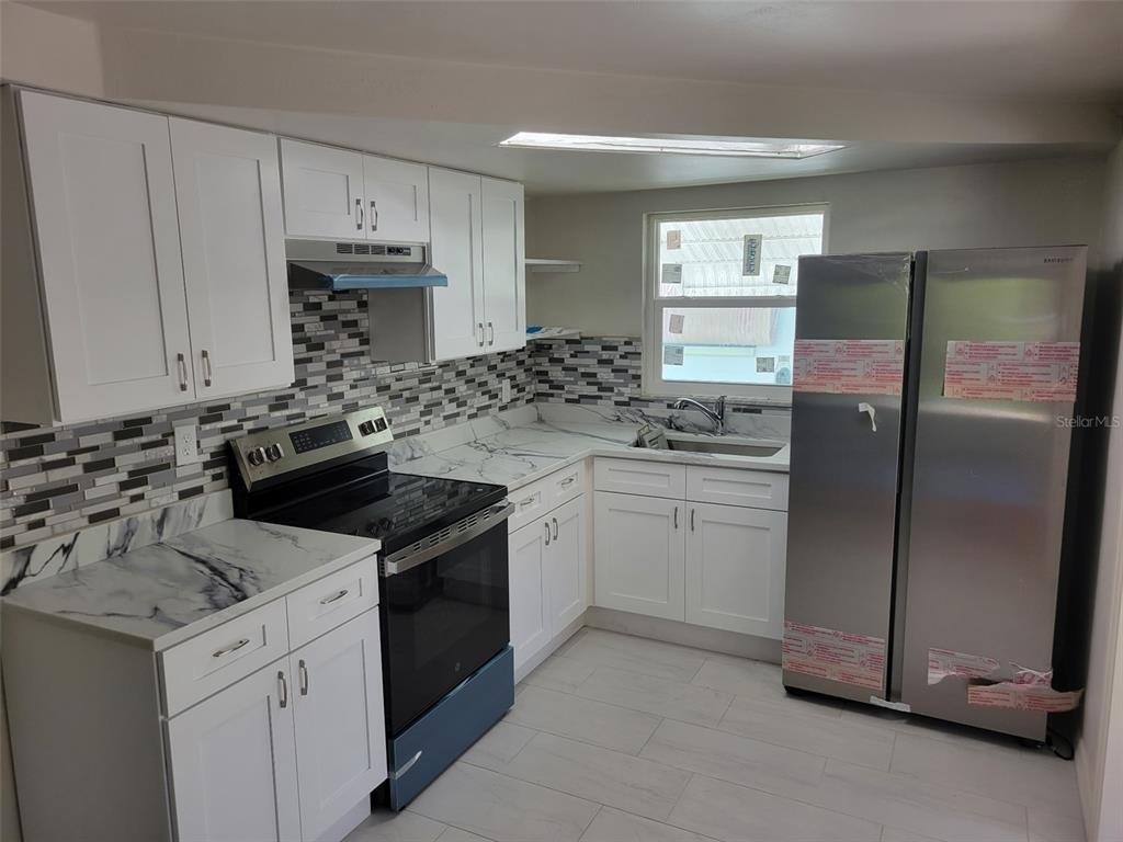 3433 Atlantis Drive - Photo 2