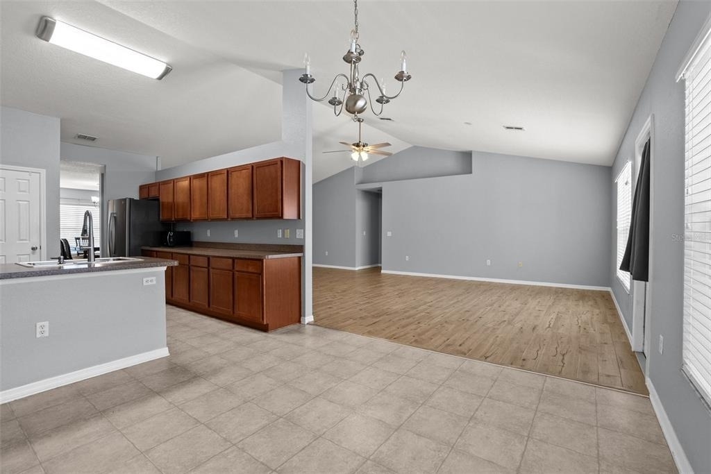 11366 Riddle Drive - Photo 10