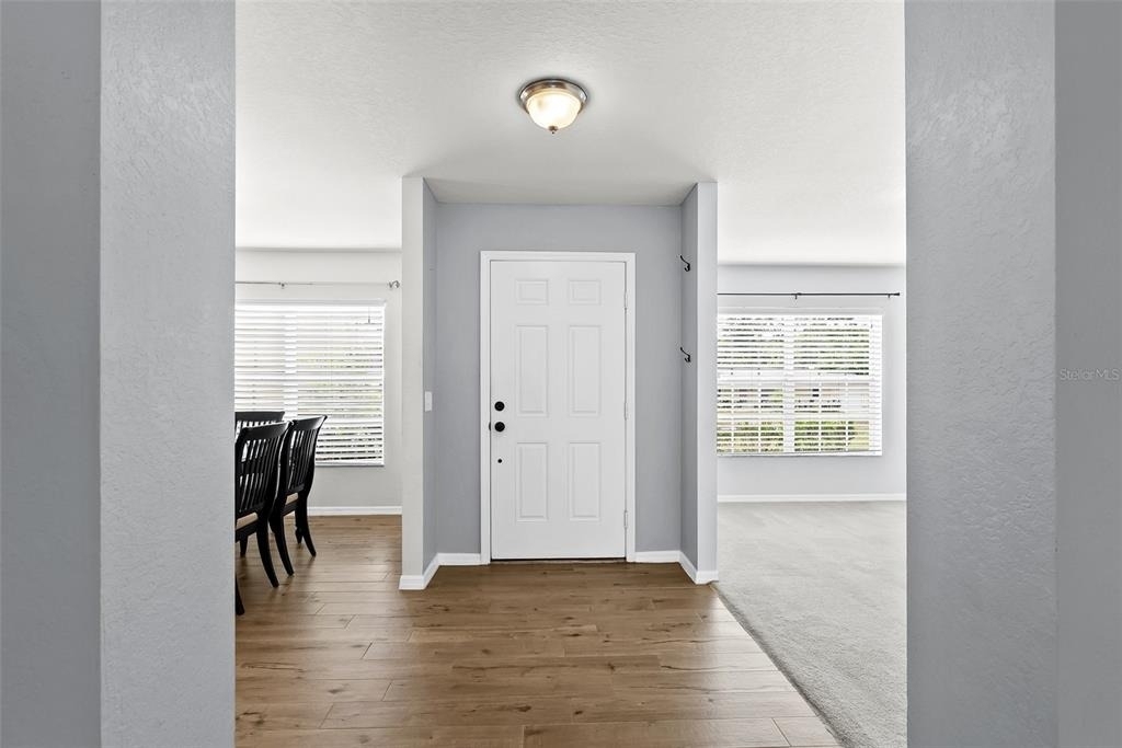 11366 Riddle Drive - Photo 3
