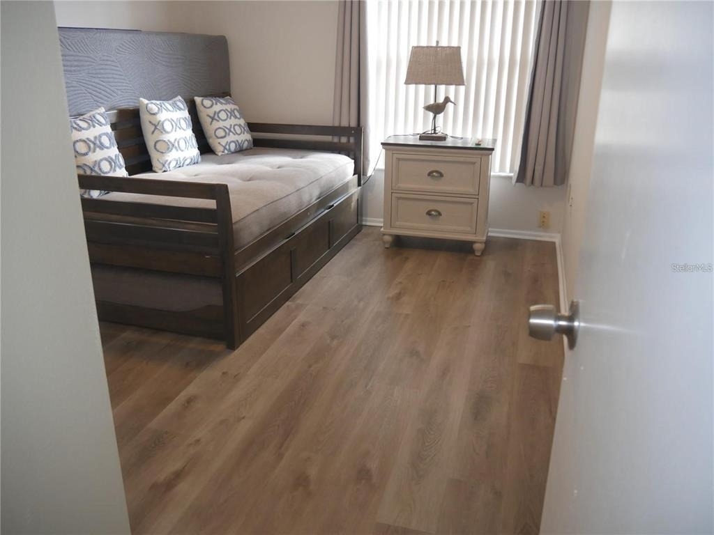 6165 Chesham Drive - Photo 21