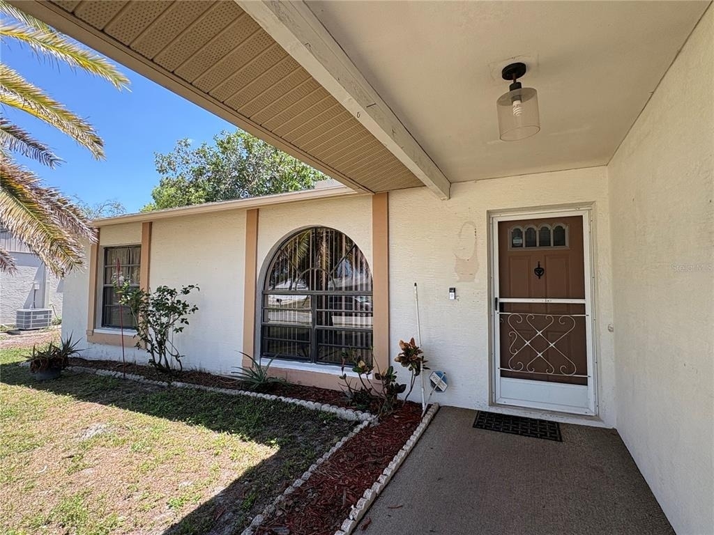 3052 Salton Street - Photo 2