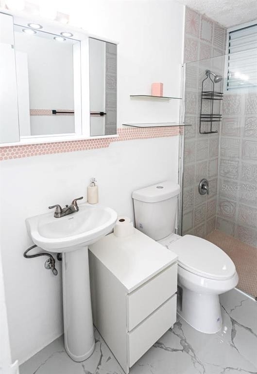 Miramar Towers 721 Hernandez St. - Photo 15
