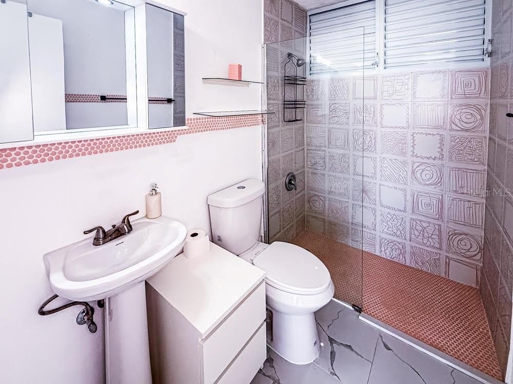 Miramar Towers 721 Hernandez St. - Photo 17