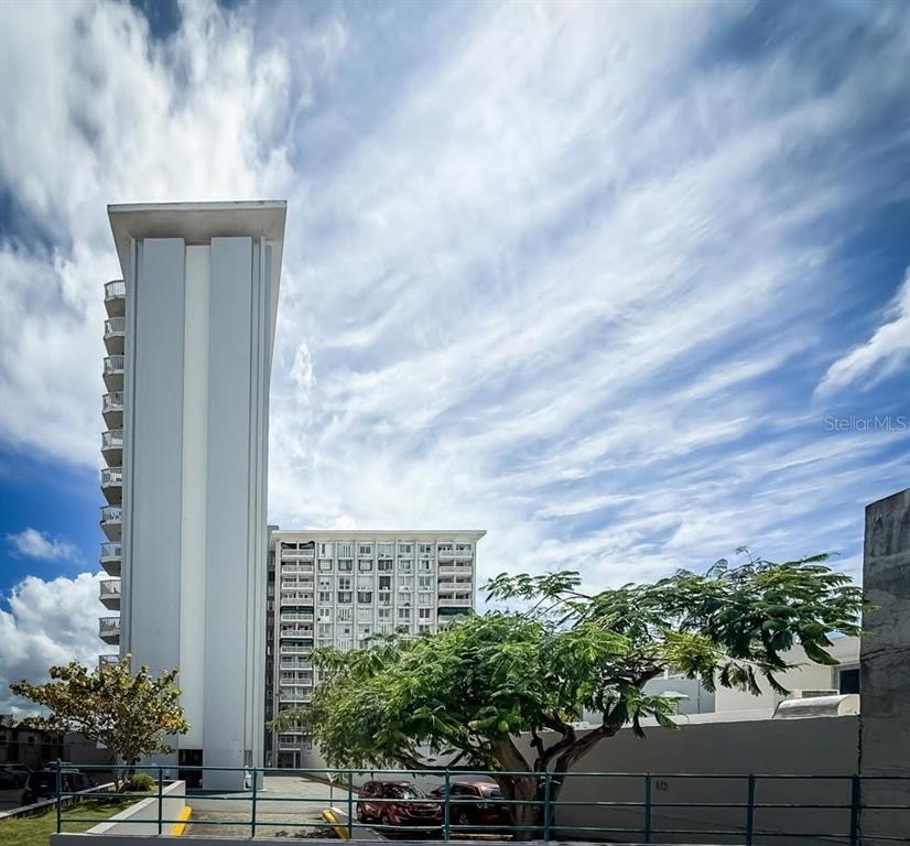 Miramar Towers 721 Hernandez St. - Photo 25