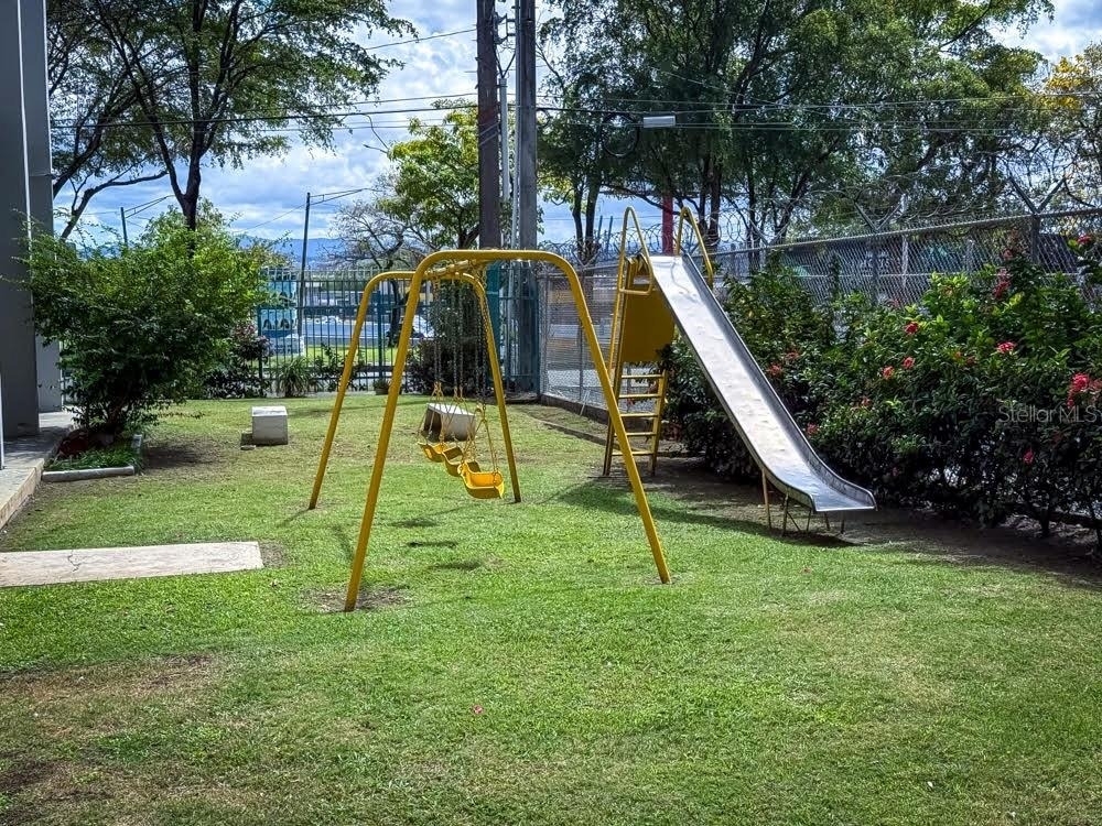 Miramar Towers 721 Hernandez St. - Photo 21