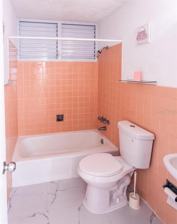 Miramar Towers 721 Hernandez St. - Photo 12