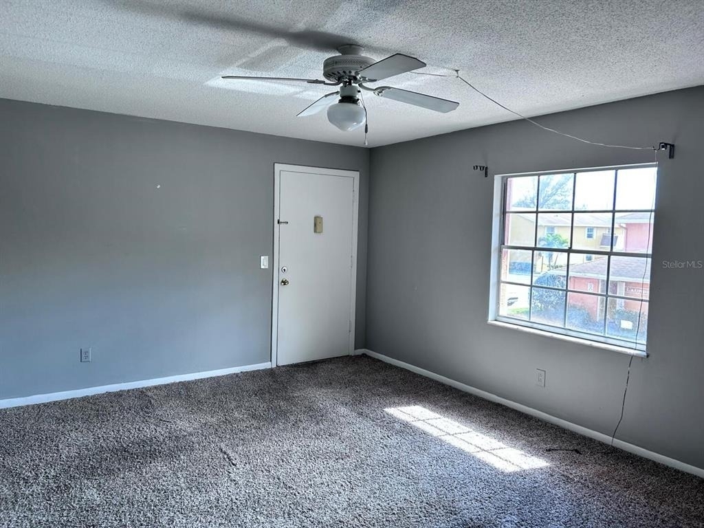 1625 W Oak Ridge Road - Photo 3