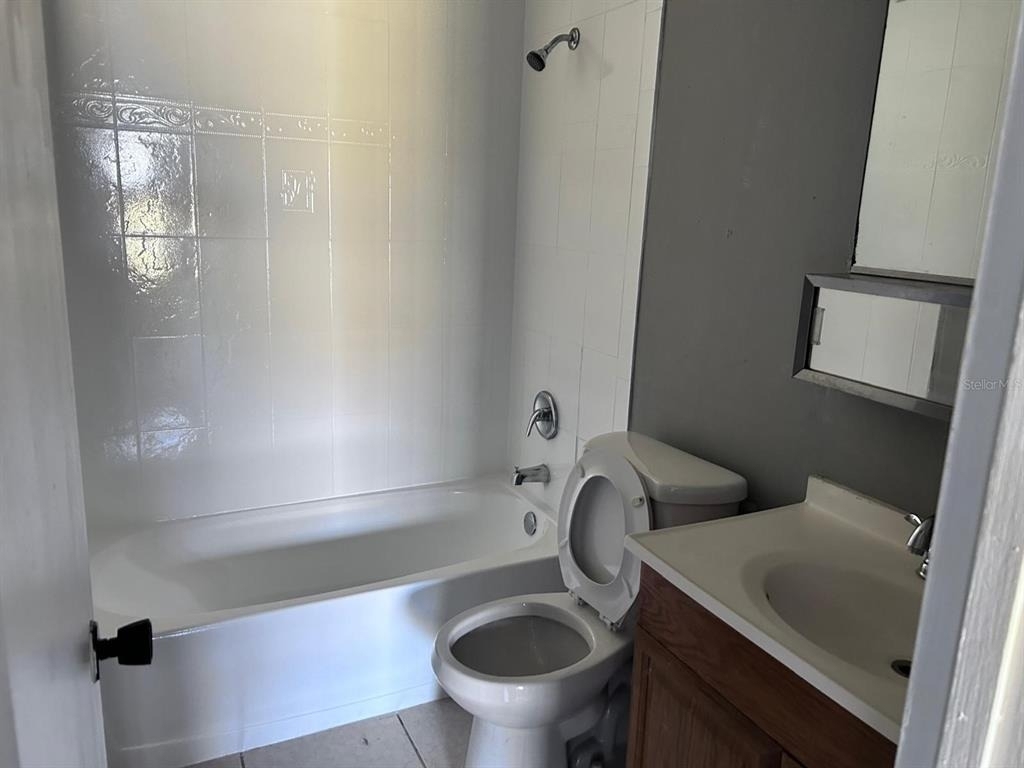 1625 W Oak Ridge Road - Photo 7