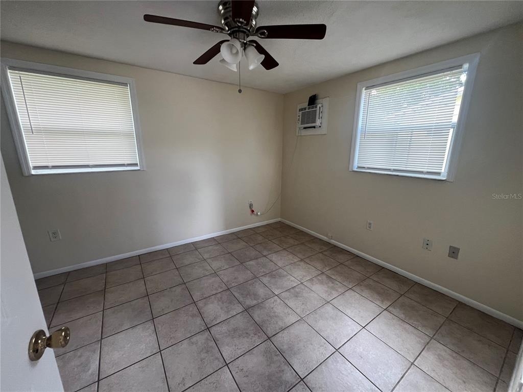 255 Pineapple Street - Photo 4