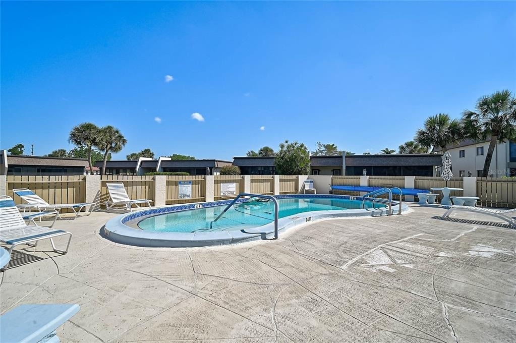 1697 Northampton Street - Photo 32