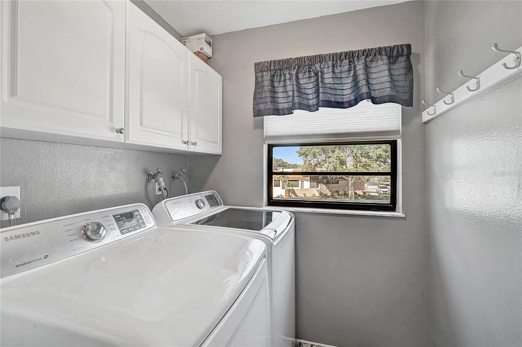 1697 Northampton Street - Photo 5