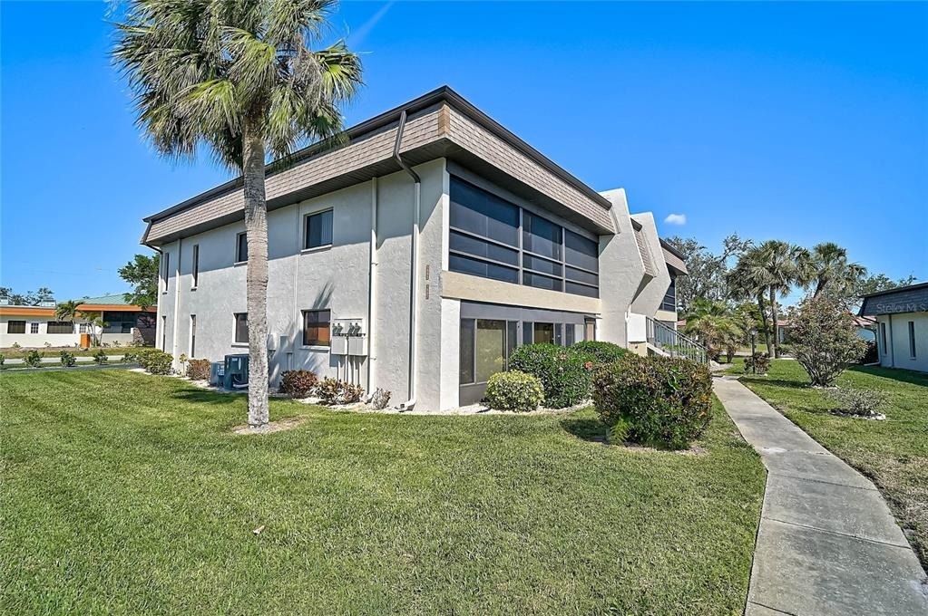 1697 Northampton Street - Photo 31