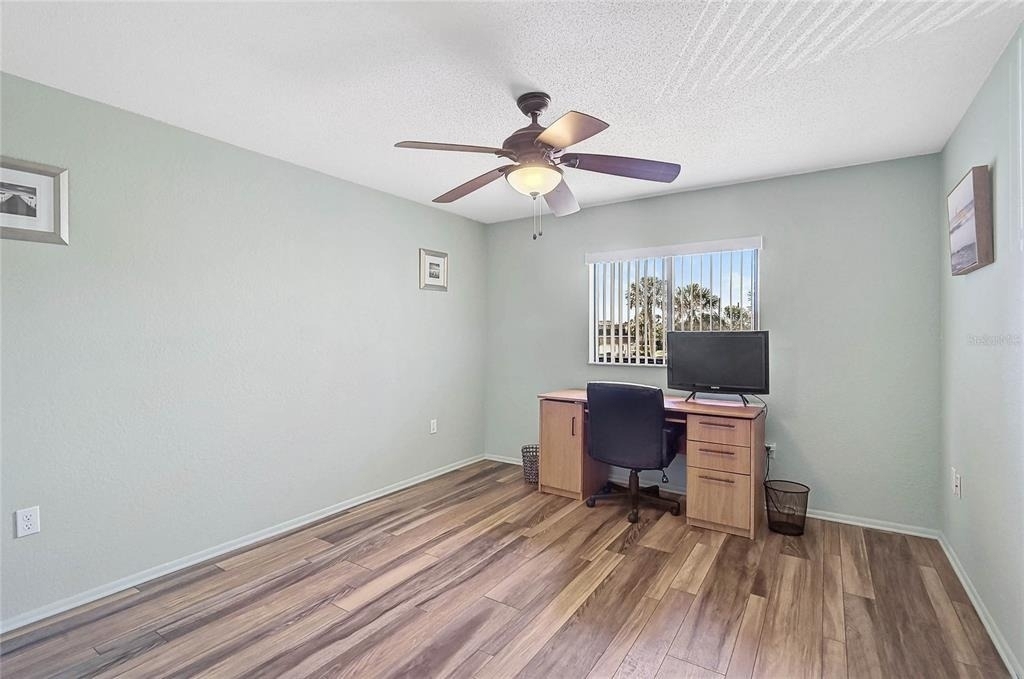 1697 Northampton Street - Photo 22
