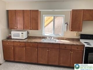 216 Cattell - Photo 3