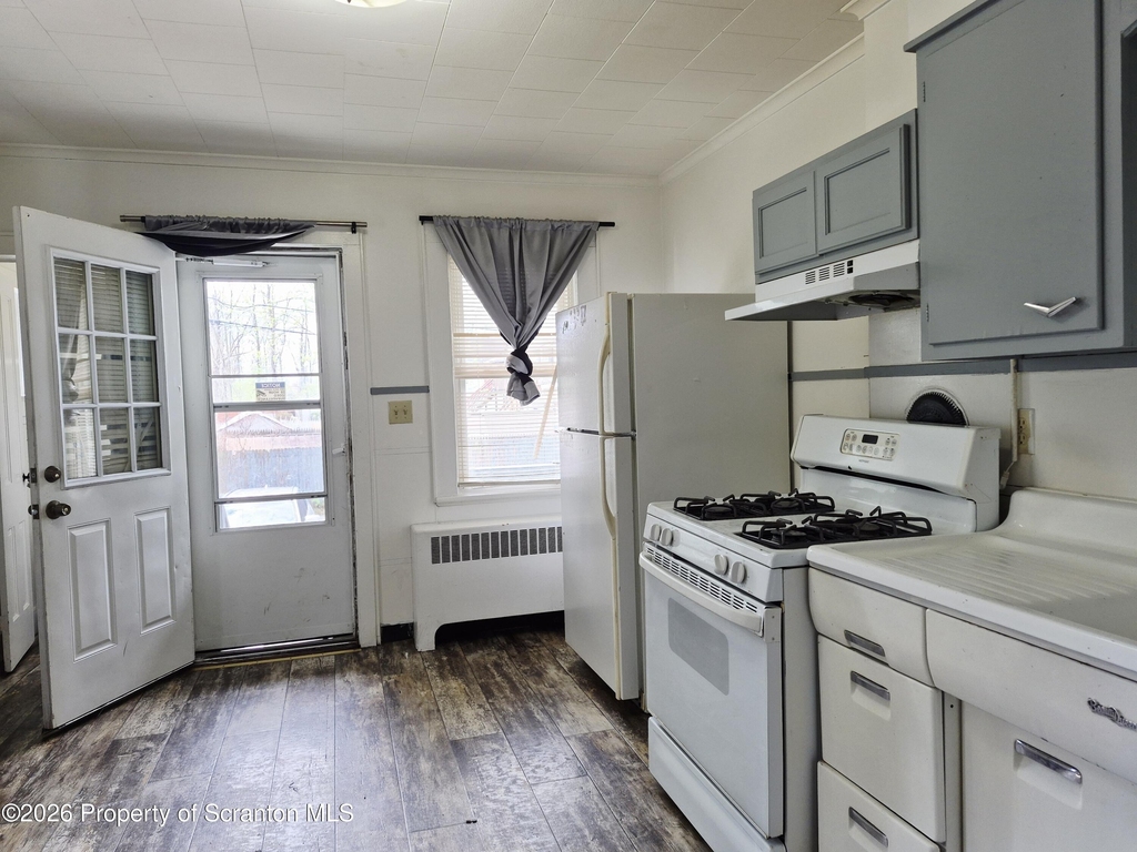 68 Green Place - Photo 2