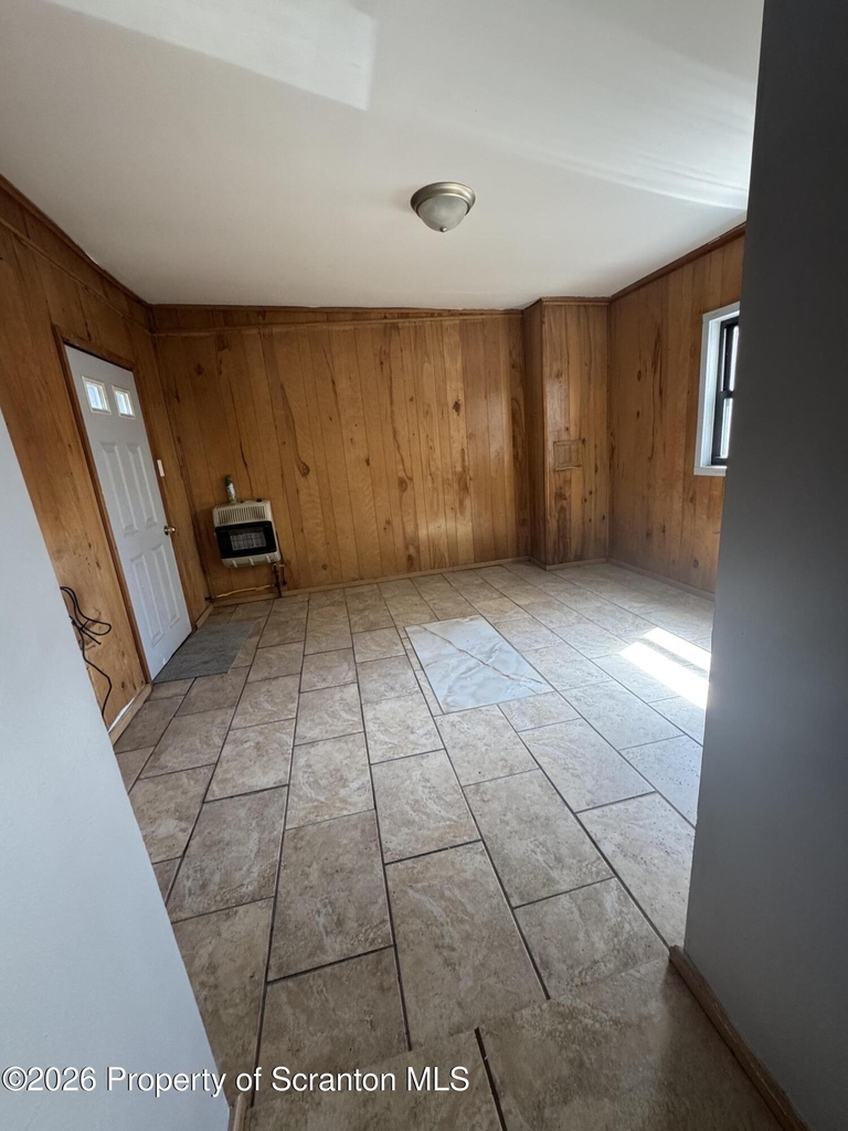 906 W Market Street - Photo 4