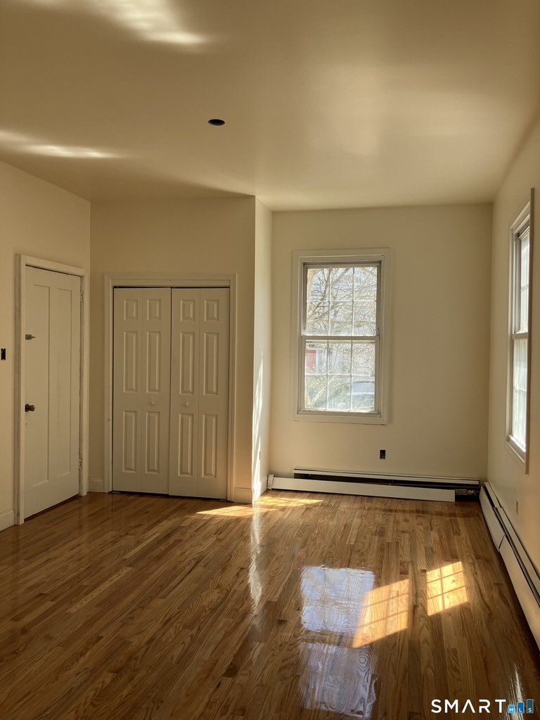 192 Dwight Street - Photo 3