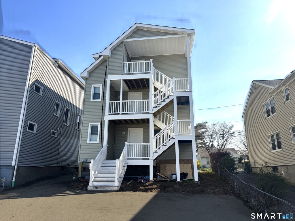 105 Churchill Street - Photo 1