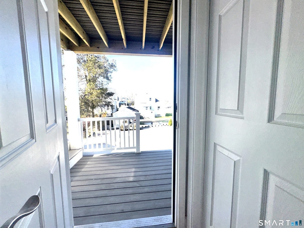 105 Churchill Street - Photo 11