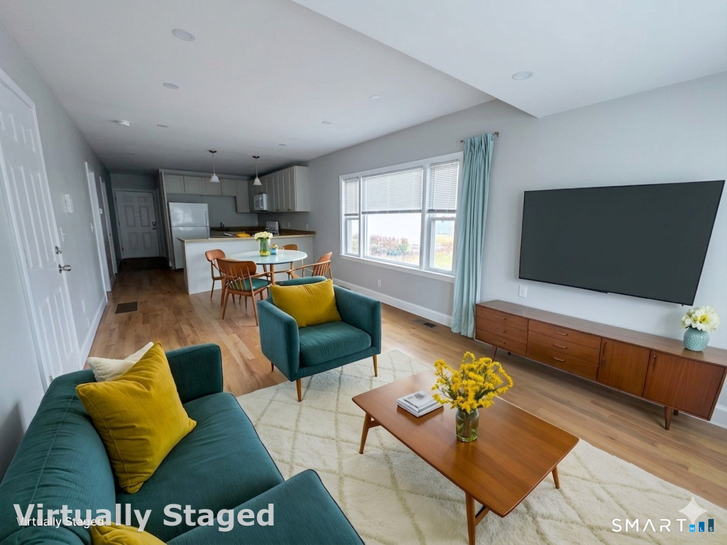105 Churchill Street - Photo 4