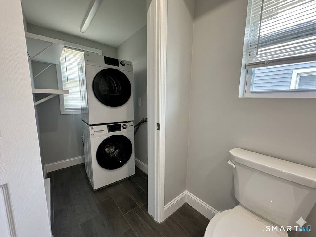 105 Churchill Street - Photo 11